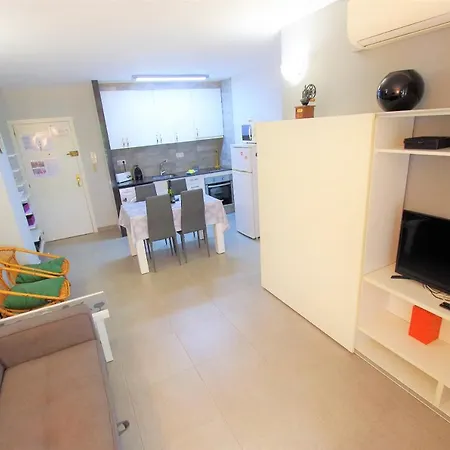 V&v Lloret- Blanc Precioso Con Piscina Comunitaria Y Aire Acondicionado Apartment Lloret de Mar