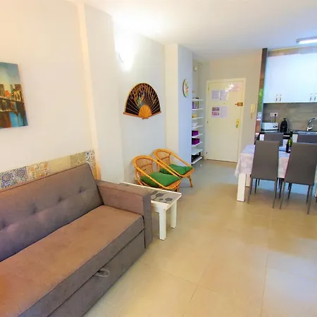 V&v Lloret- Blanc Precioso Con Piscina Comunitaria Y Aire Acondicionado *