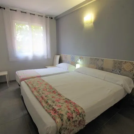 V&v Lloret- Blanc Precioso Con Piscina Comunitaria Y Aire Acondicionado * Lloret de Mar