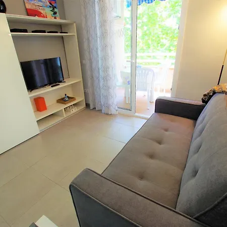 V&v Lloret- Blanc Precioso Con Piscina Comunitaria Y Aire Acondicionado Lloret de Mar