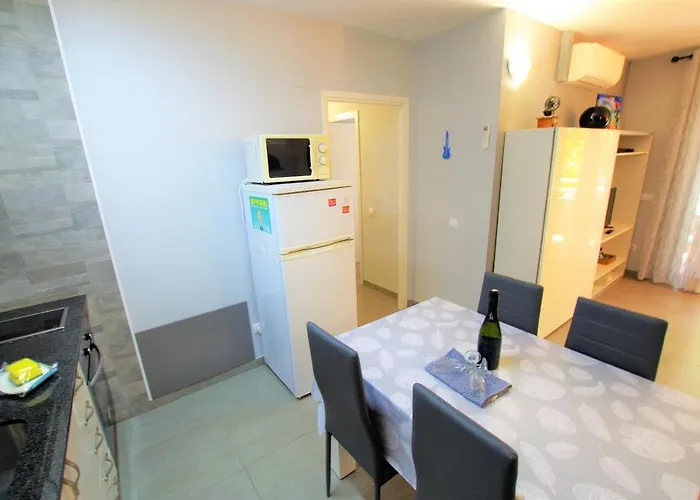 V&v Lloret- Blanc Apartamento